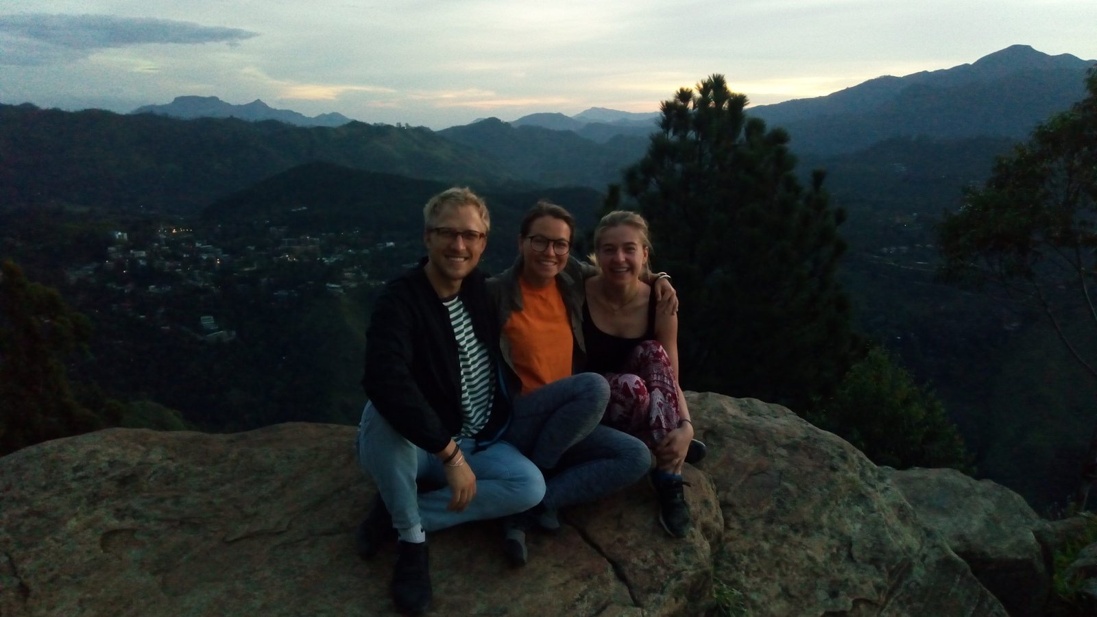 Ella Rock Sunrise Private tour - 4restLankaTours - Ella Rock Hike