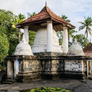 Five Temples Loop in Outside Kandy